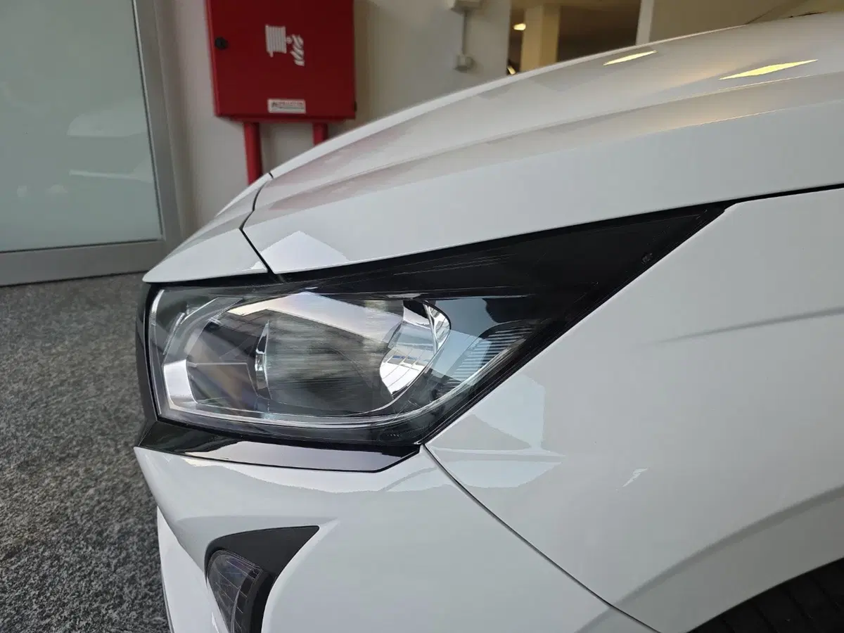 Hyundai i20 nuova a Macerata (12)