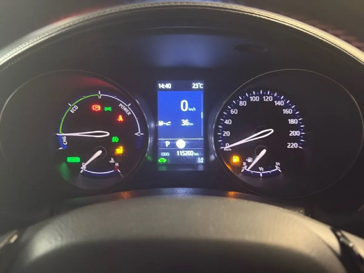 Toyota Toyota C-HR usata a Milano (11)