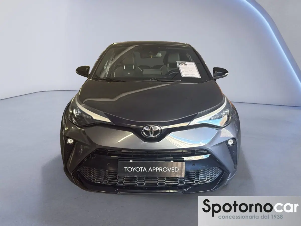 Toyota Toyota C-HR usata a Milano (6)
