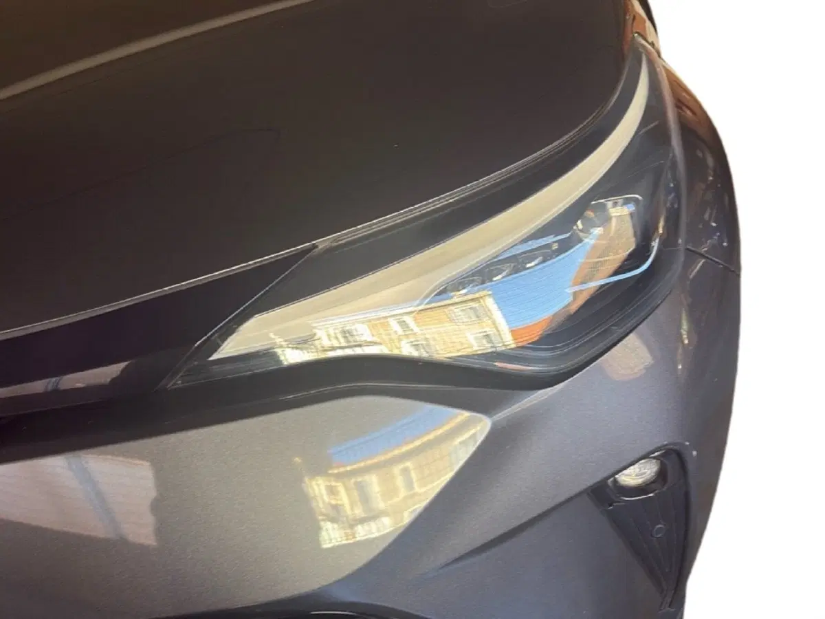 Toyota Toyota C-HR usata a Milano (8)
