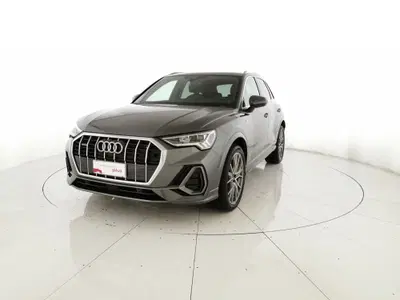 Audi Q3 40 2.0 tdi S line edition quattro 193cv s-tronic del 2024 usata a Roma