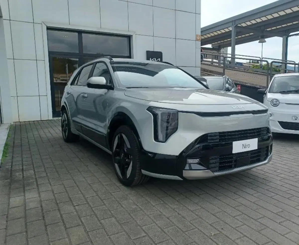 Kia Niro nuova a La Spezia
