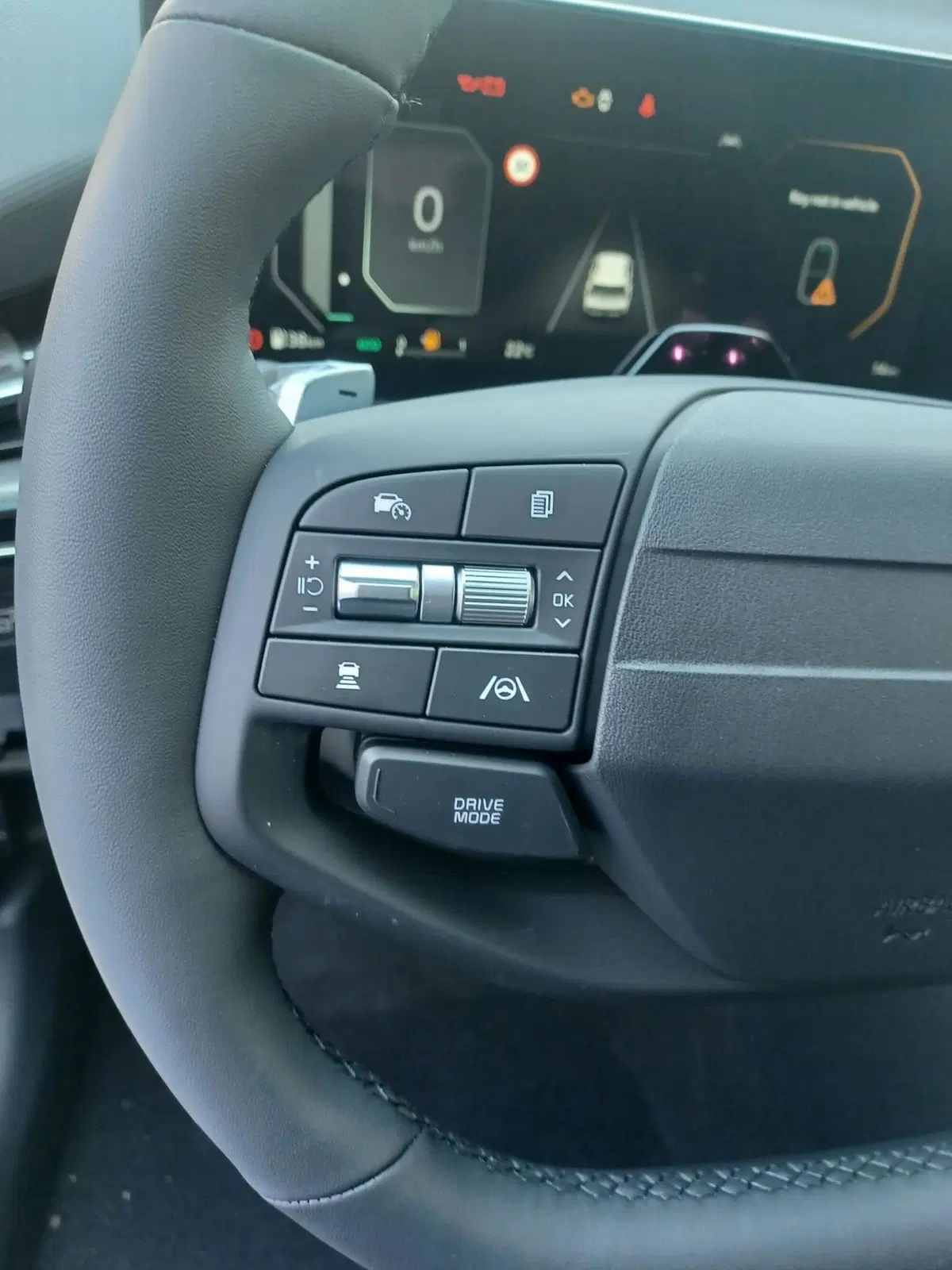 Kia Niro nuova a La Spezia (11)