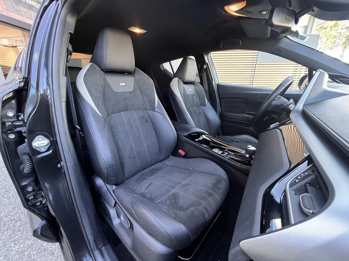 Toyota Toyota C-HR usata a Modena (12)