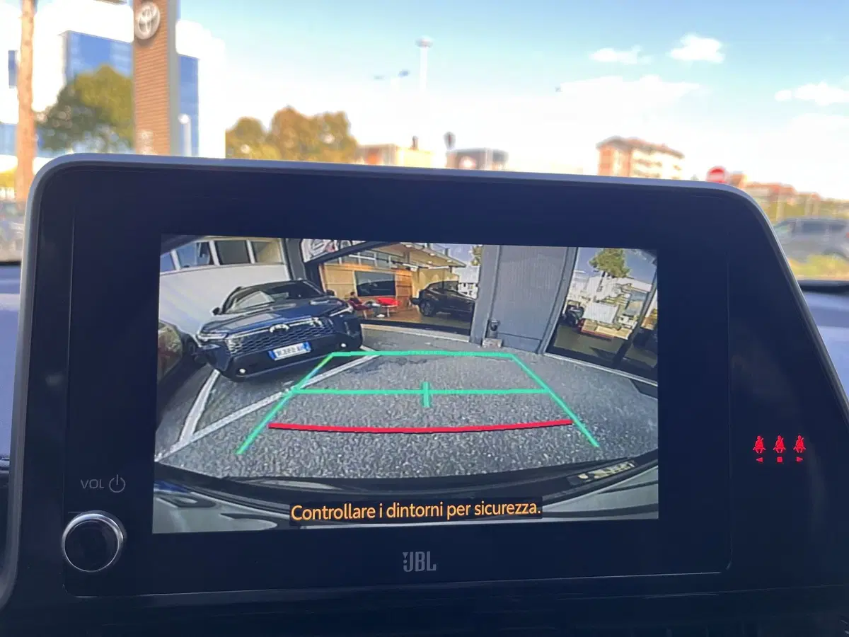 Toyota Toyota C-HR usata a Modena (15)