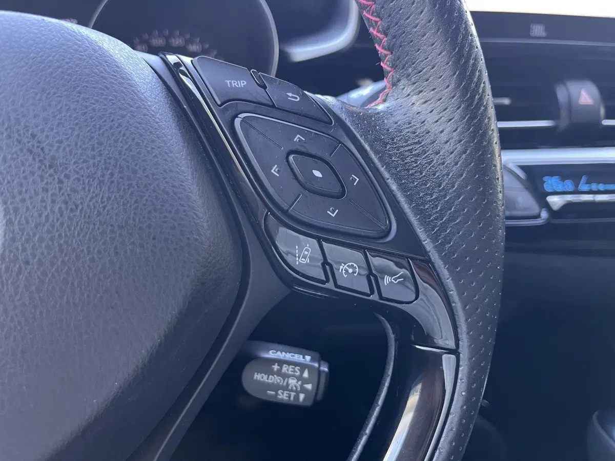 Toyota Toyota C-HR usata a Modena (19)