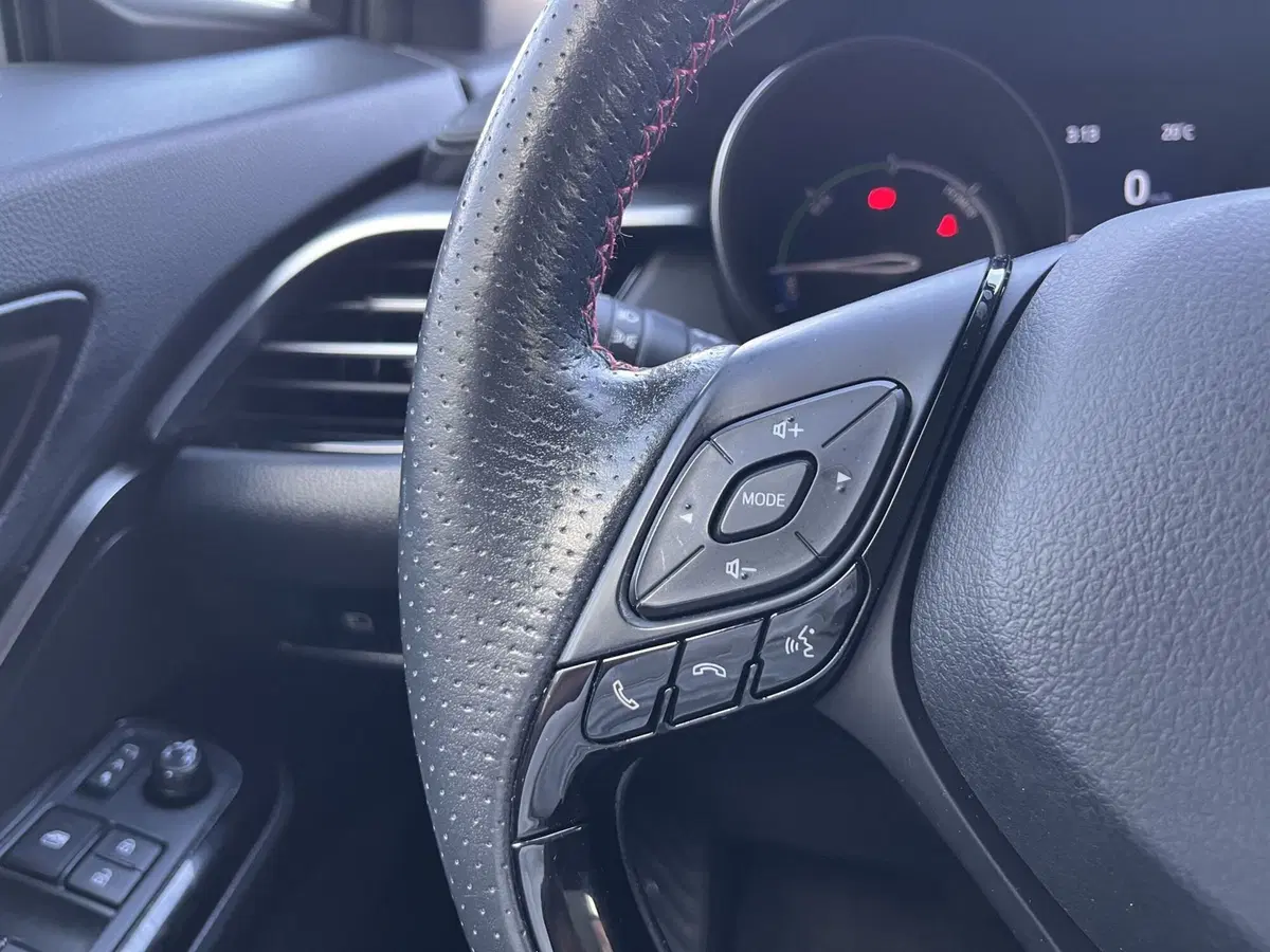 Toyota Toyota C-HR usata a Modena (20)