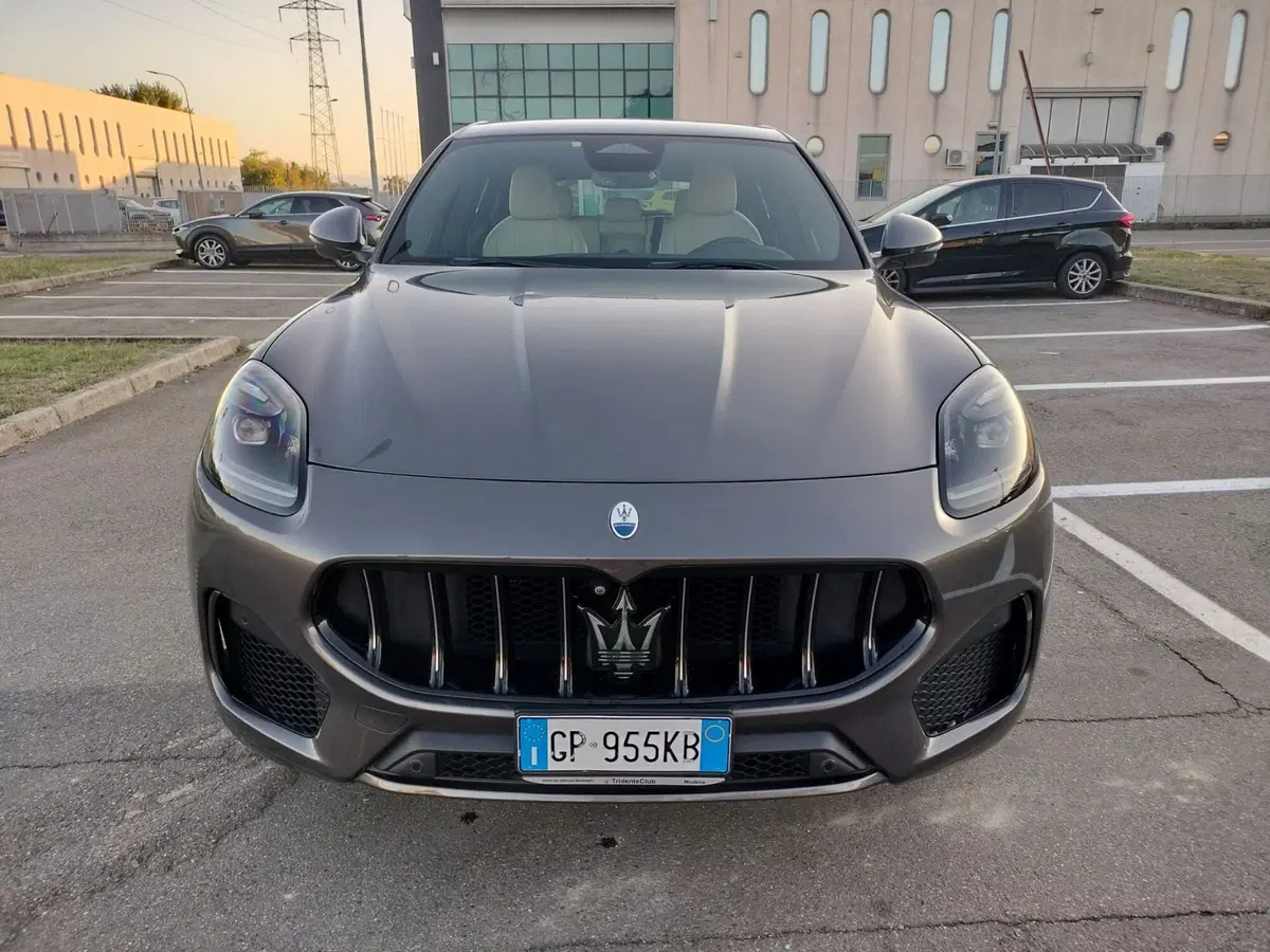 Maserati Grecale usata a Modena (2)