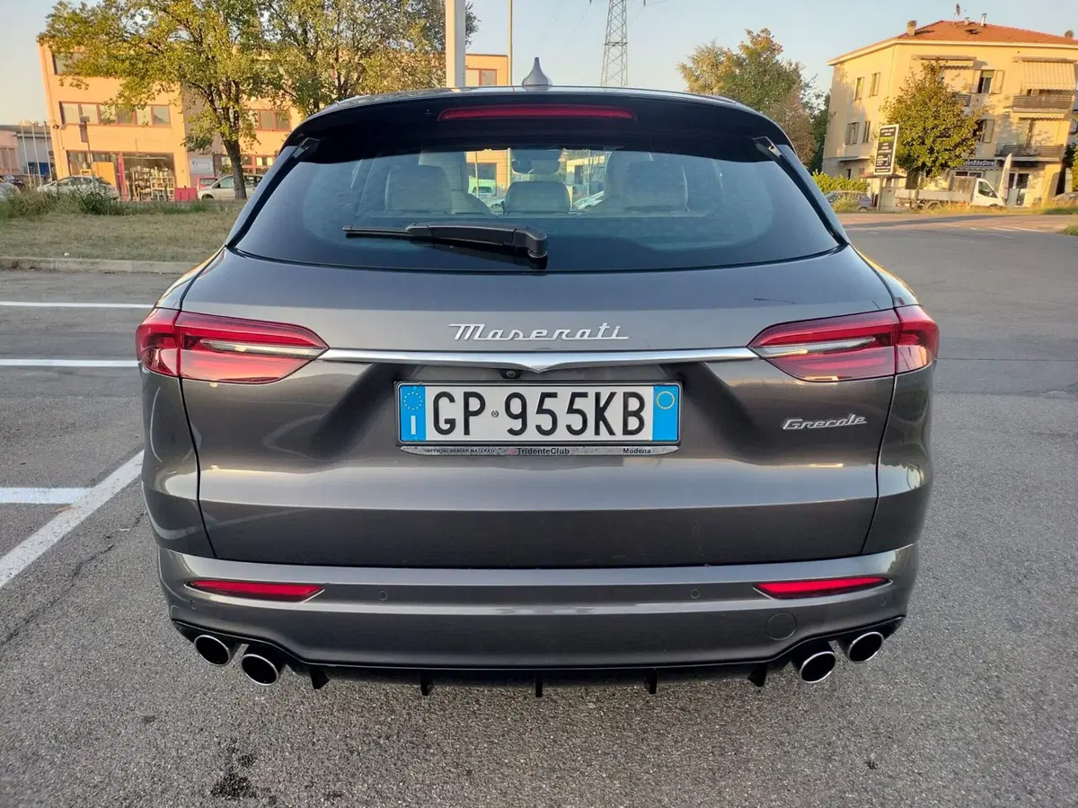 Maserati Grecale usata a Modena (5)