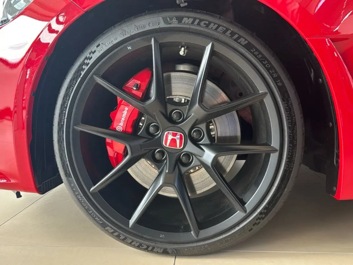 Honda Civic nuova a Bologna (9)