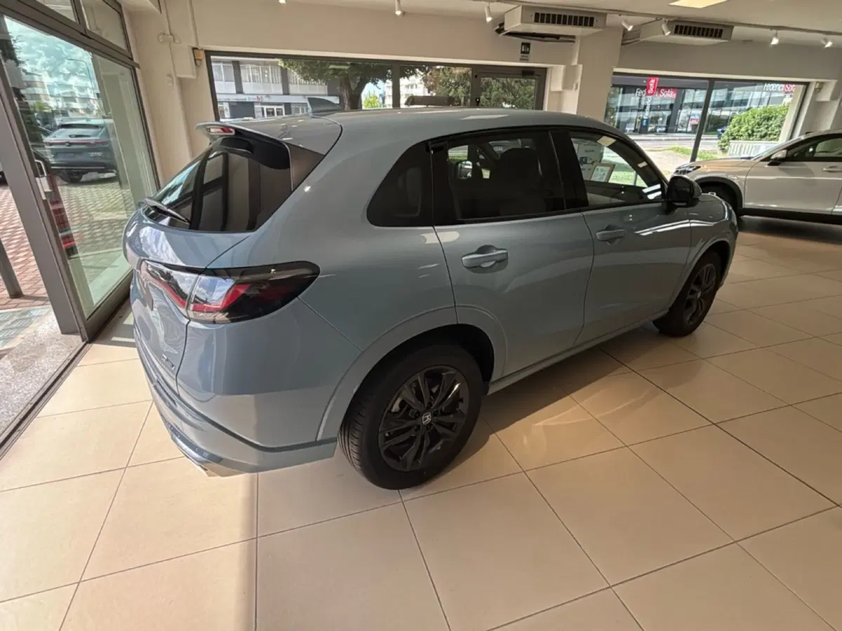 Honda ZR-V nuova a Bologna (4)