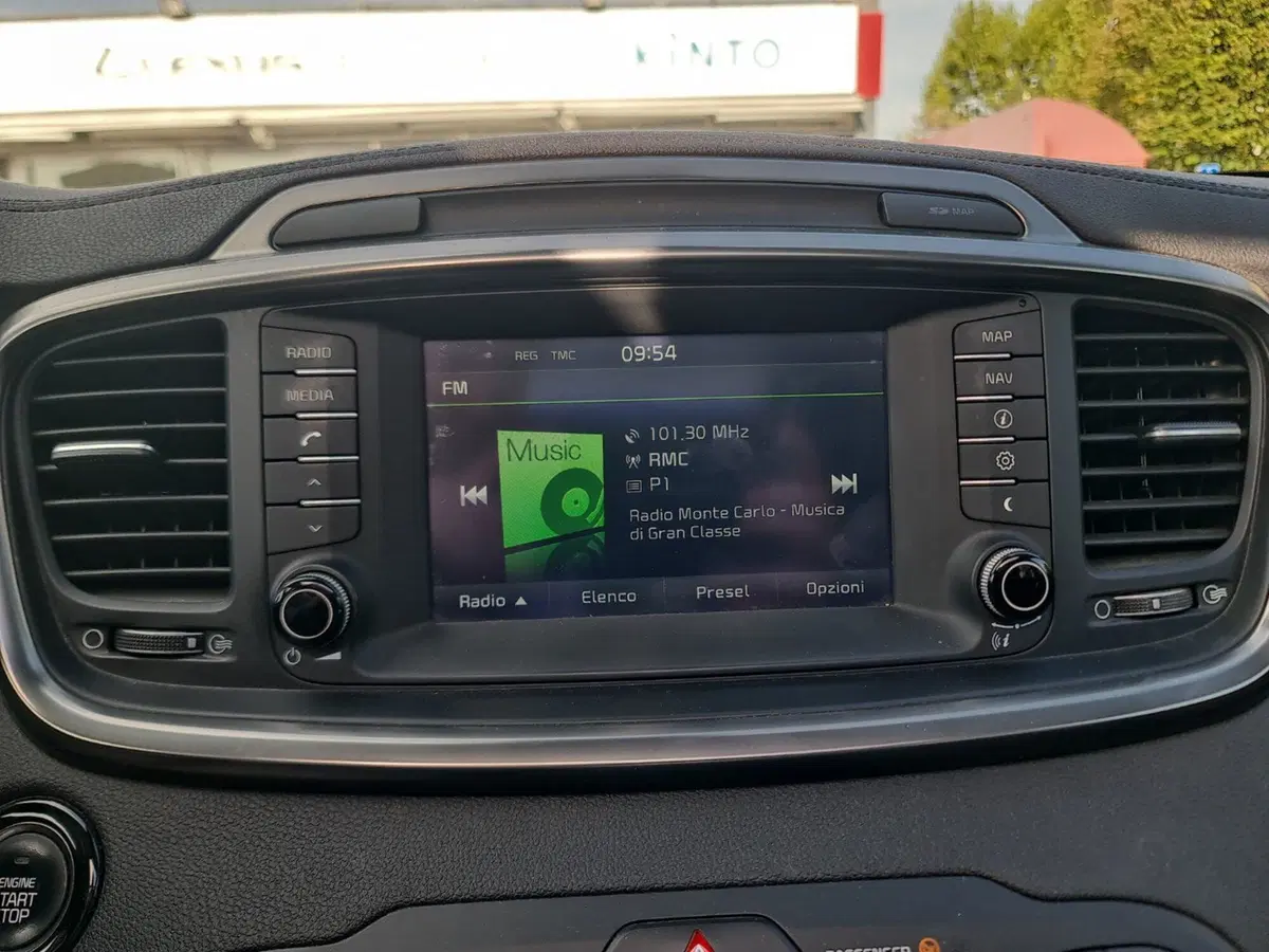 Kia Sorento usata a Bologna (13)