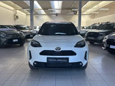 Toyota Yaris Cross Trend fwd 130cv e-cvt del 2025 usata a San Lazzaro di Savena