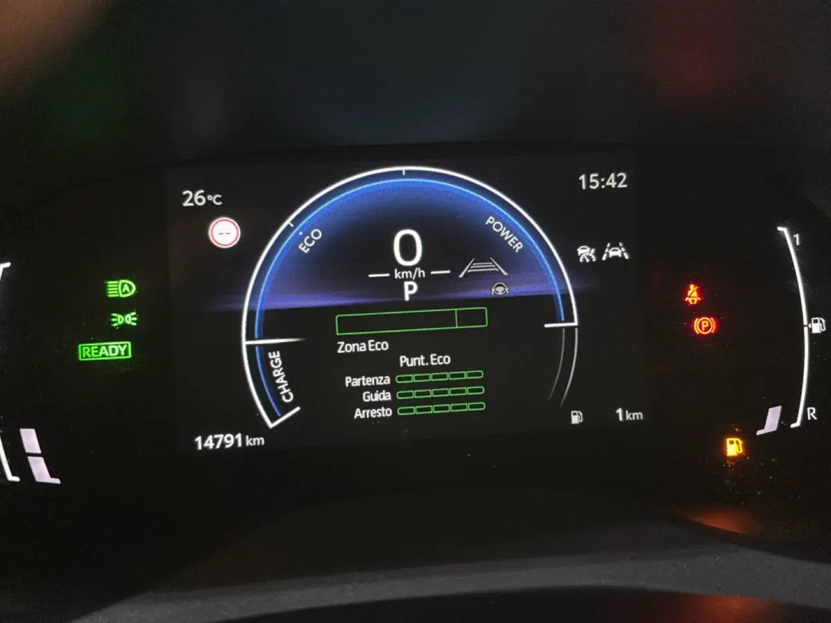 Toyota Yaris Cross usata a Bologna (11)