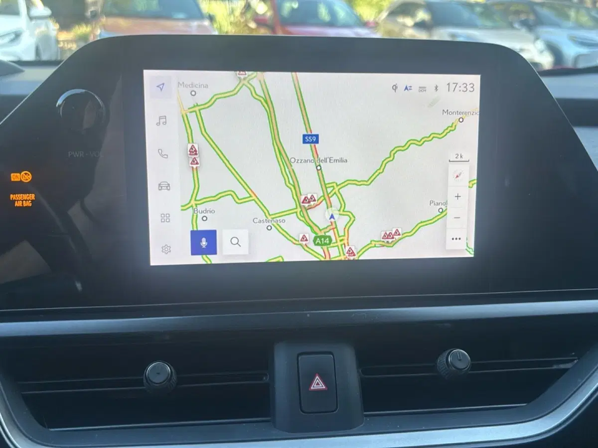 Lexus UX usata a Bologna (12)