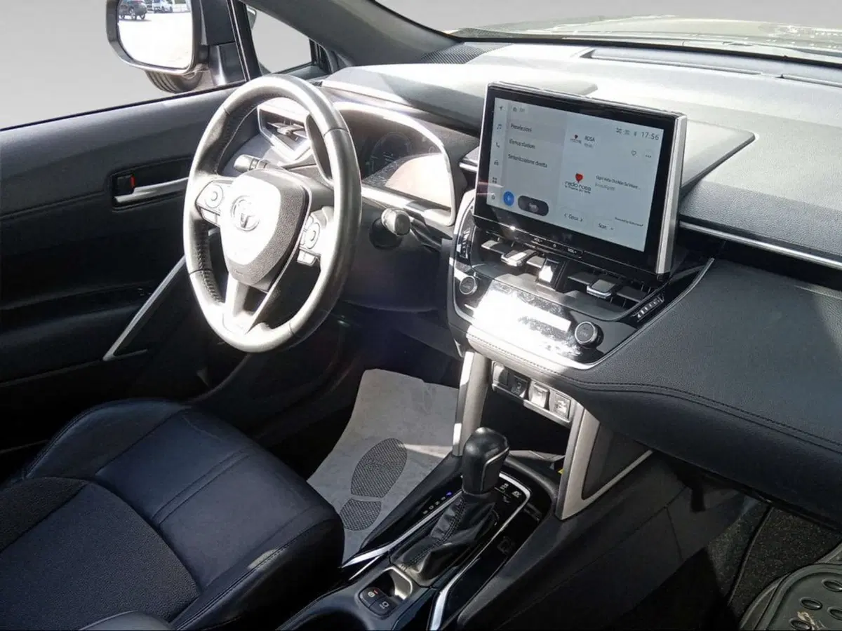 Toyota Corolla Cross Hybrid usata a Firenze (12)