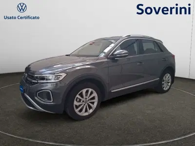 Volkswagen T-Roc 1.5 TSI ACT DSG Style BlueMotion Technology del 2022 usata a Bologna