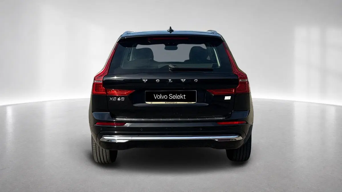 Volvo XC60 usata a Parma (11)