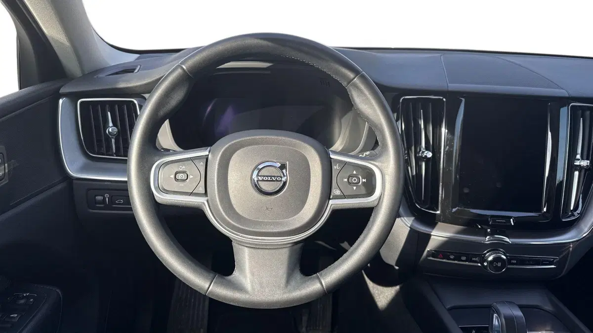 Volvo XC60 usata a Parma (12)