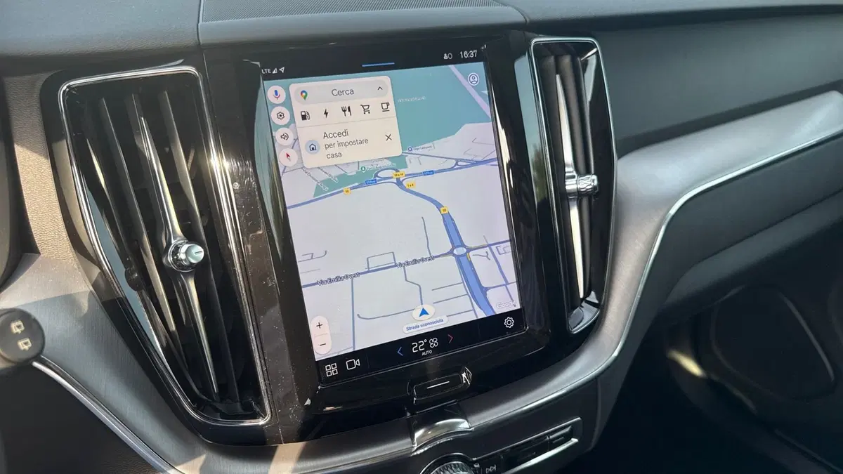 Volvo XC60 usata a Parma (14)
