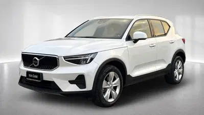 Volvo XC40 B3 automatico Core del 2023 usata a Parma