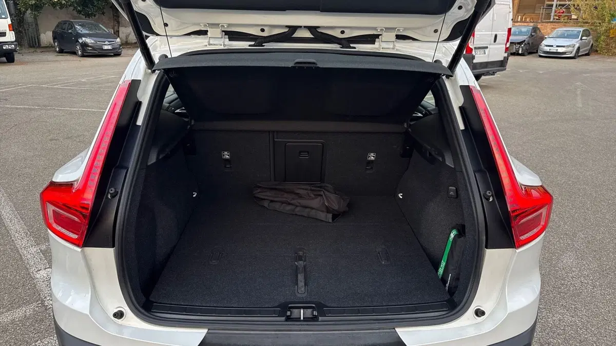Volvo XC40 usata a Parma (14)