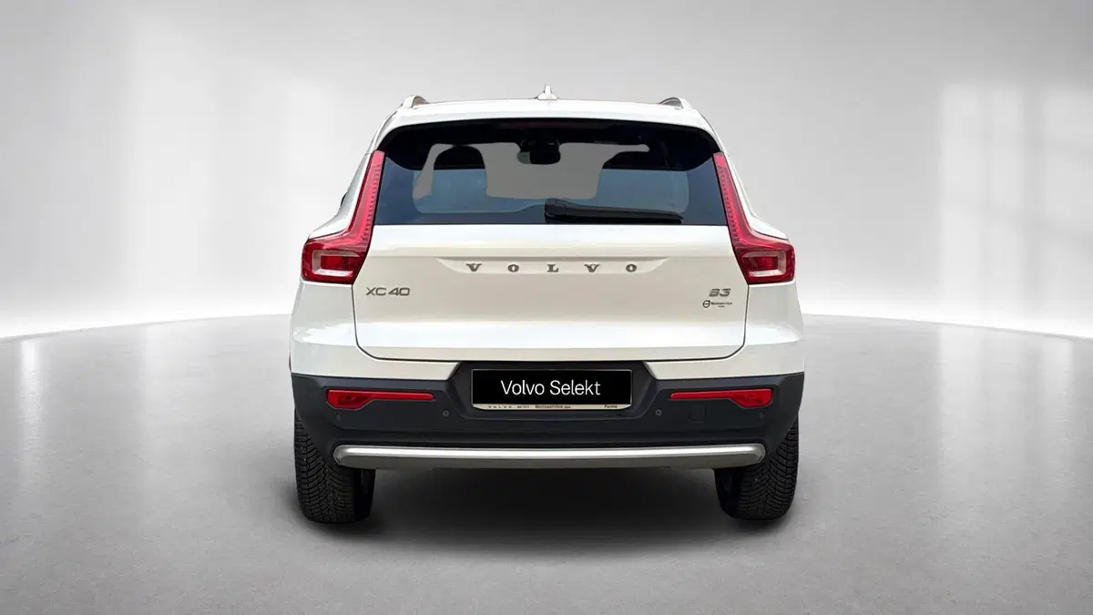 Volvo XC40 usata a Parma (8)