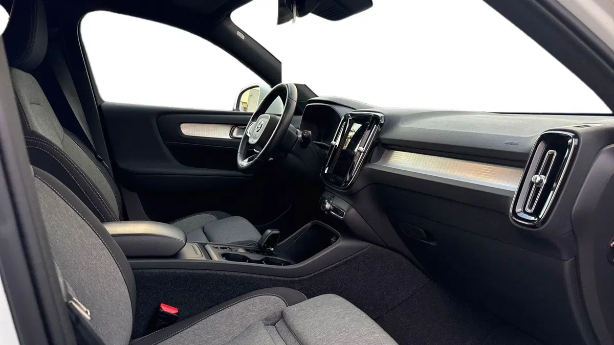 Volvo XC40 usata a Parma (9)