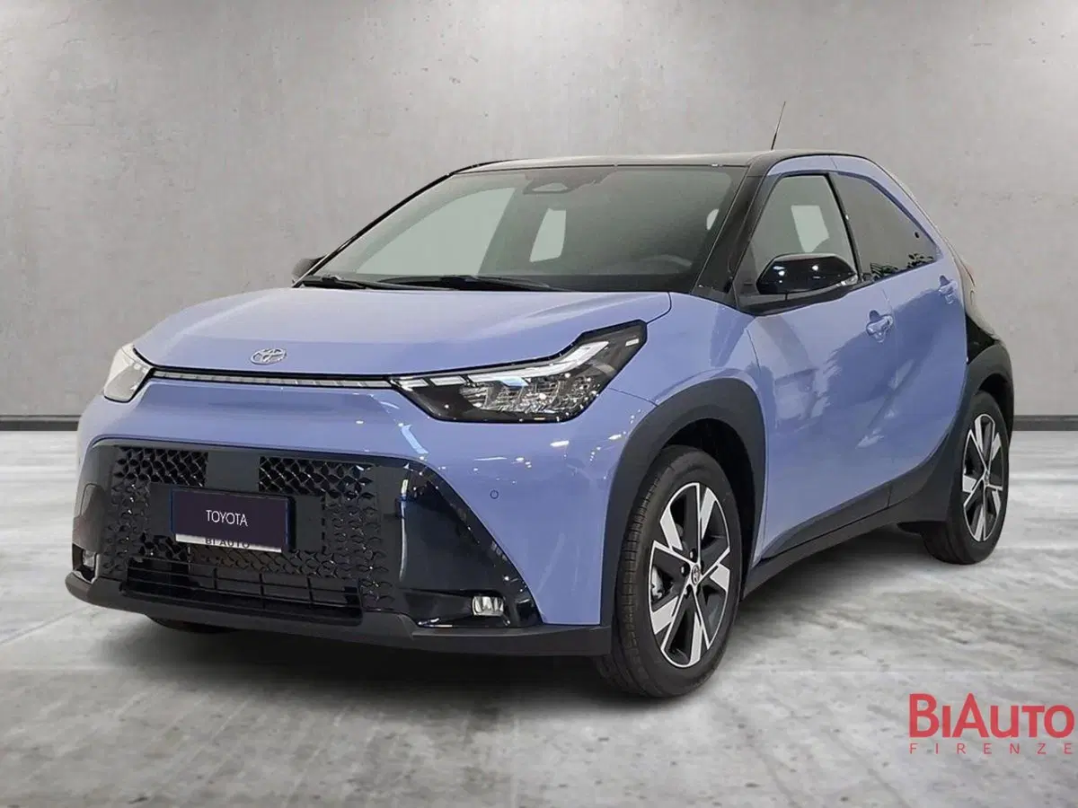 Toyota Aygo X nuova a Firenze
