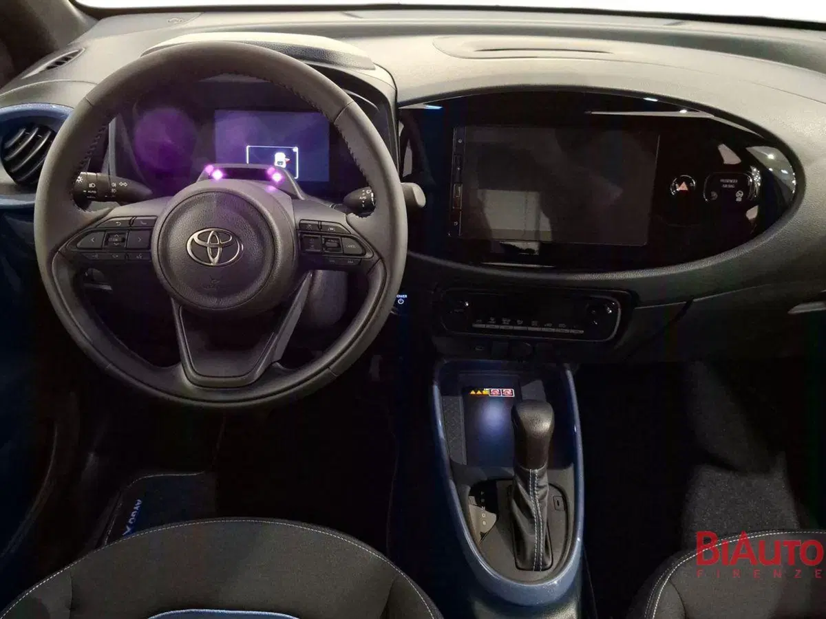 Toyota Aygo X nuova a Firenze (7)
