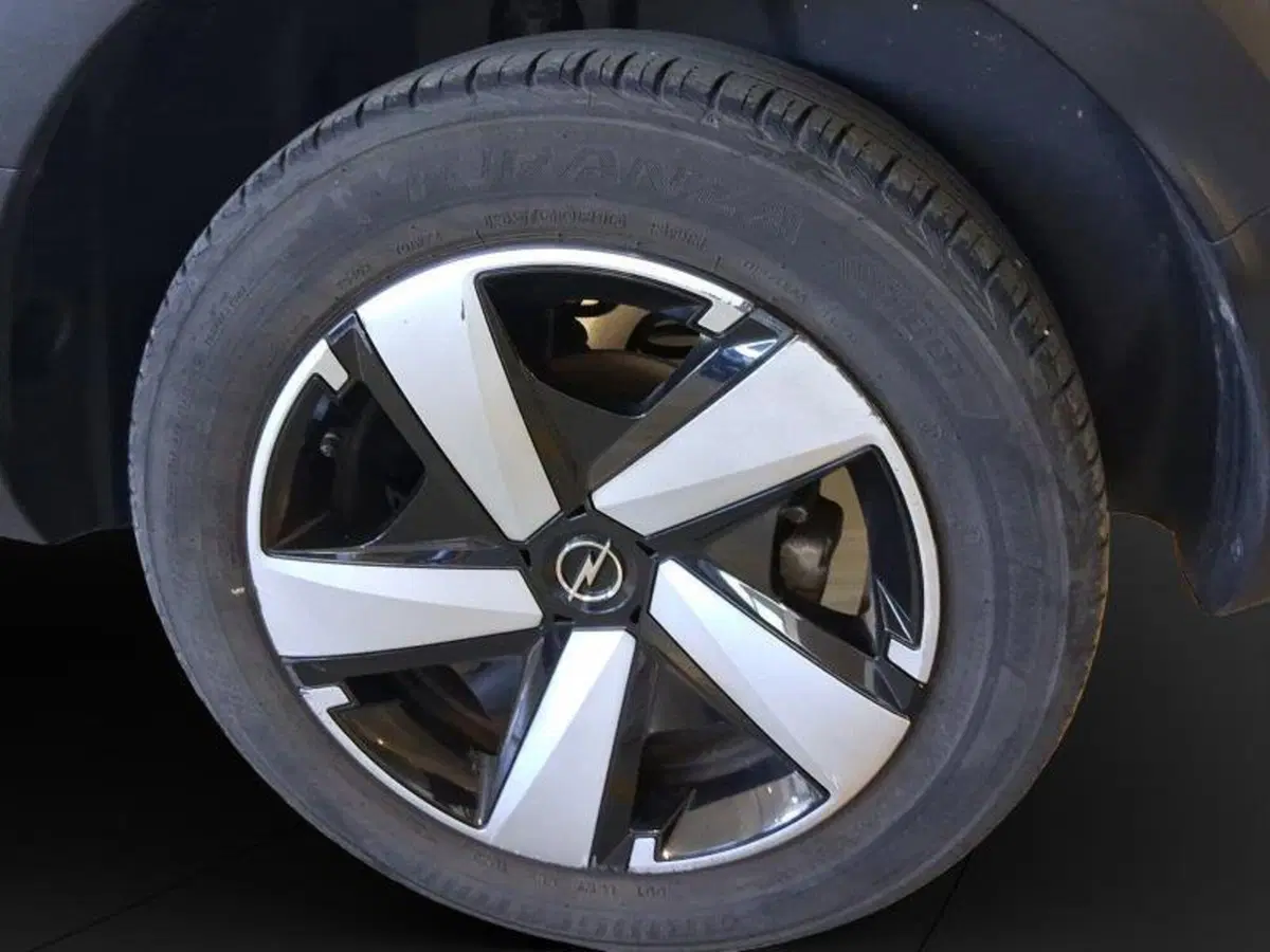 Opel Crossland usata a Genova (18)