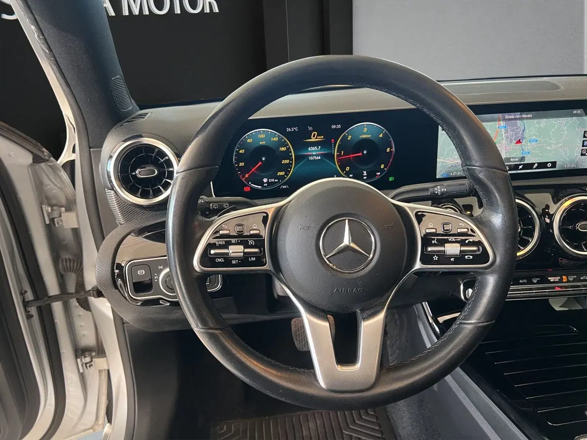 Mercedes-Benz Classe A usata a Cosenza (10)