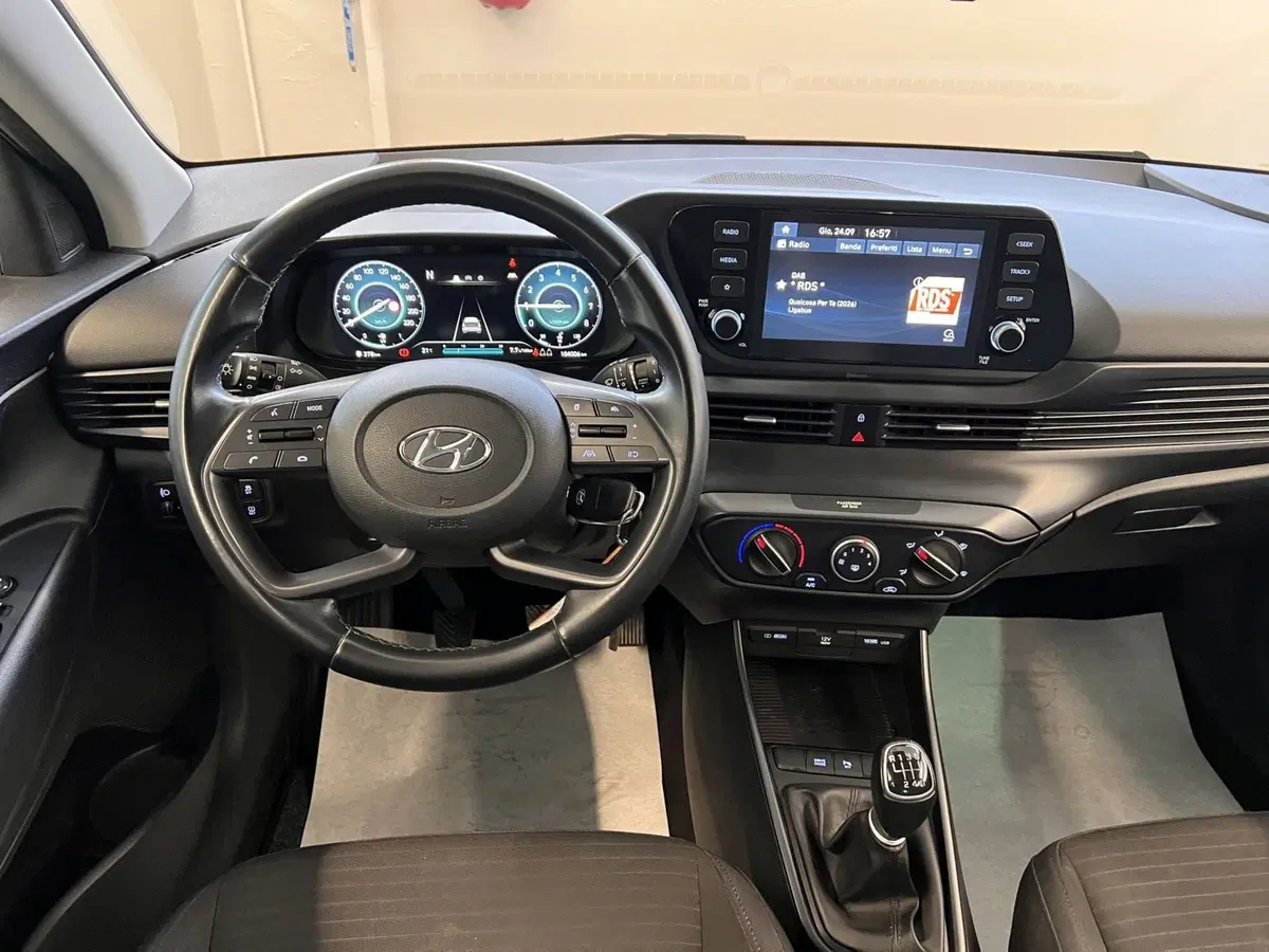 Hyundai i20 usata a Bari (17)