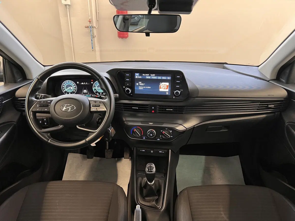 Hyundai i20 usata a Bari (18)