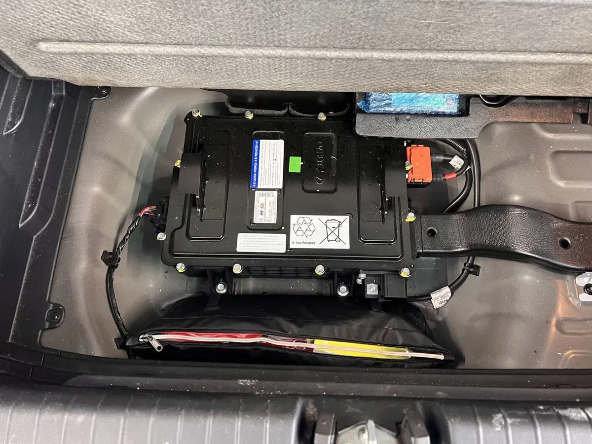 Hyundai i20 usata a Bari (9)
