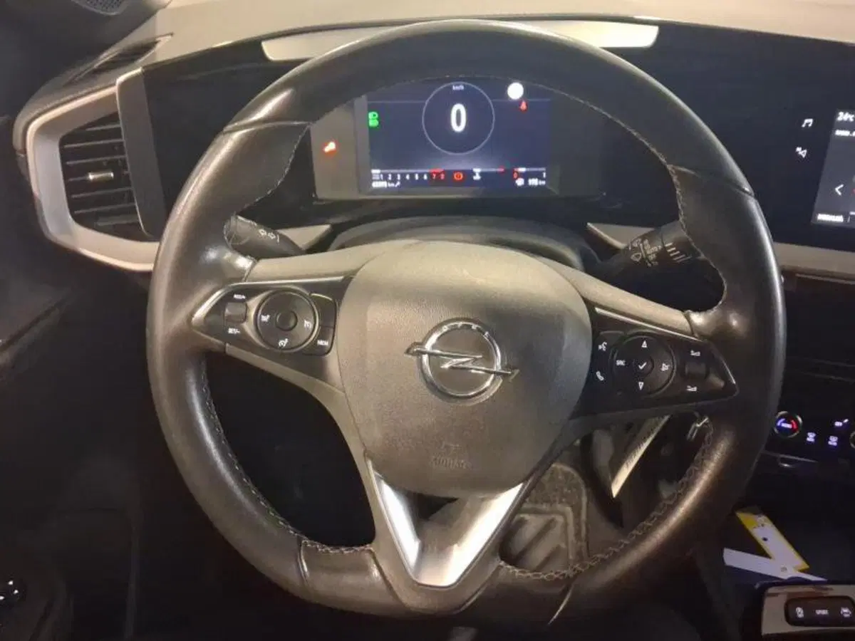 Opel Mokka usata a Genova (14)