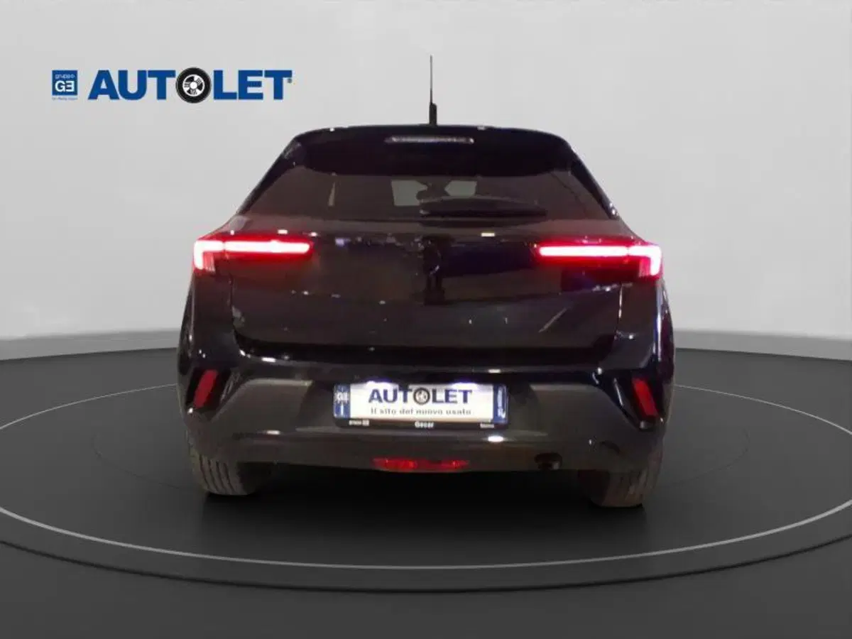 Opel Mokka usata a Genova (6)