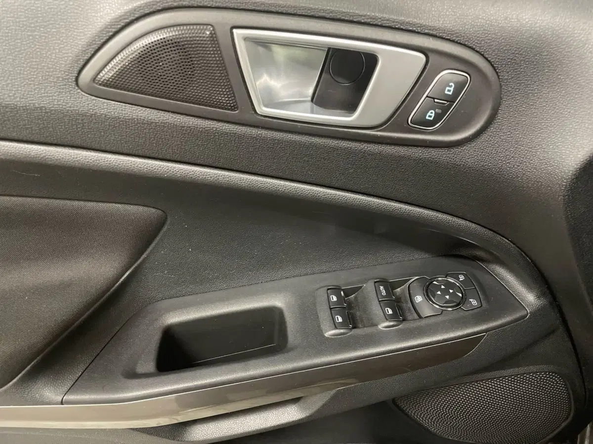 Ford EcoSport usata a Macerata (20)