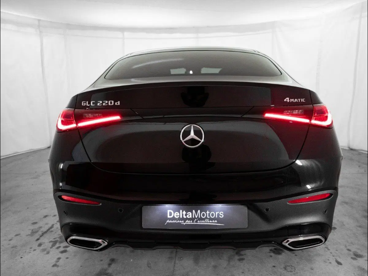 Mercedes-Benz GLC Coupé nuova a Macerata (5)