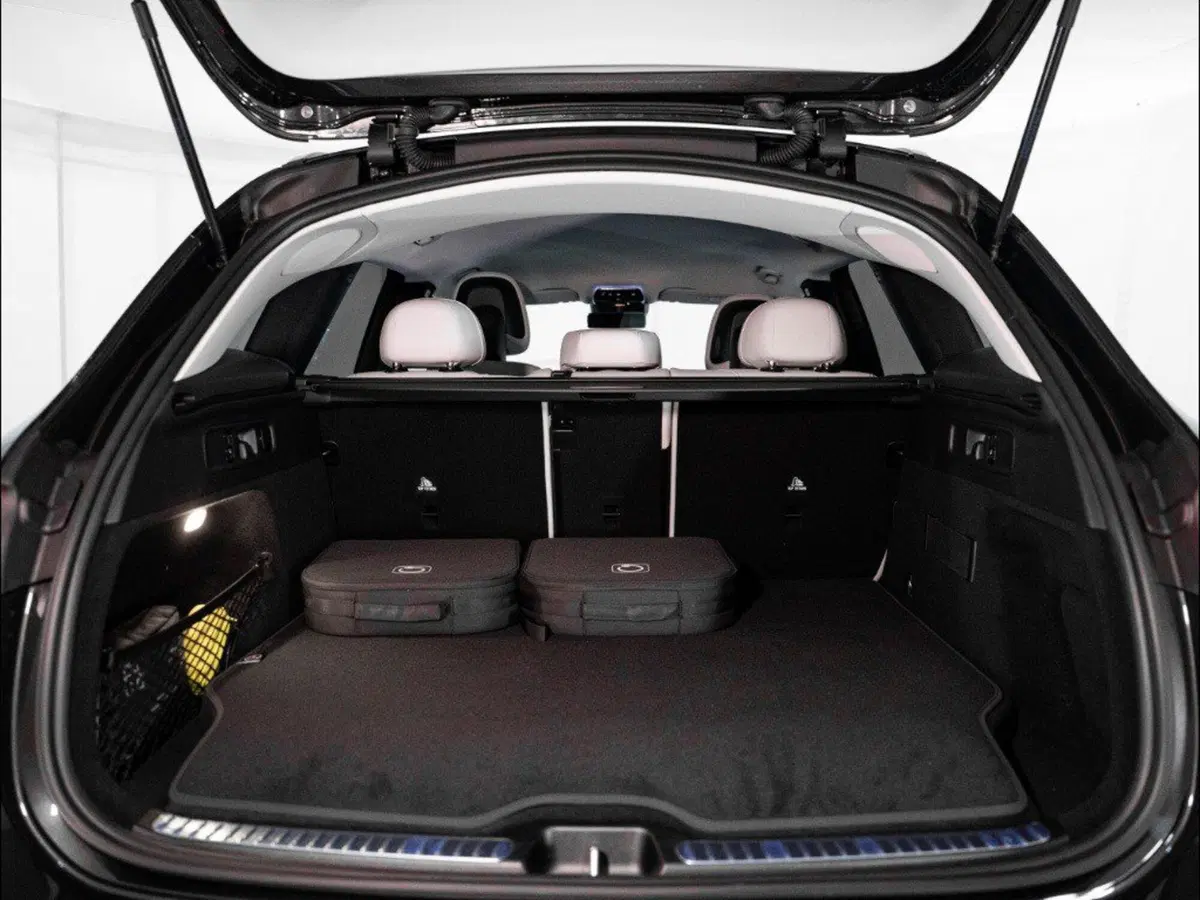 Mercedes-Benz GLC nuova a Macerata (10)