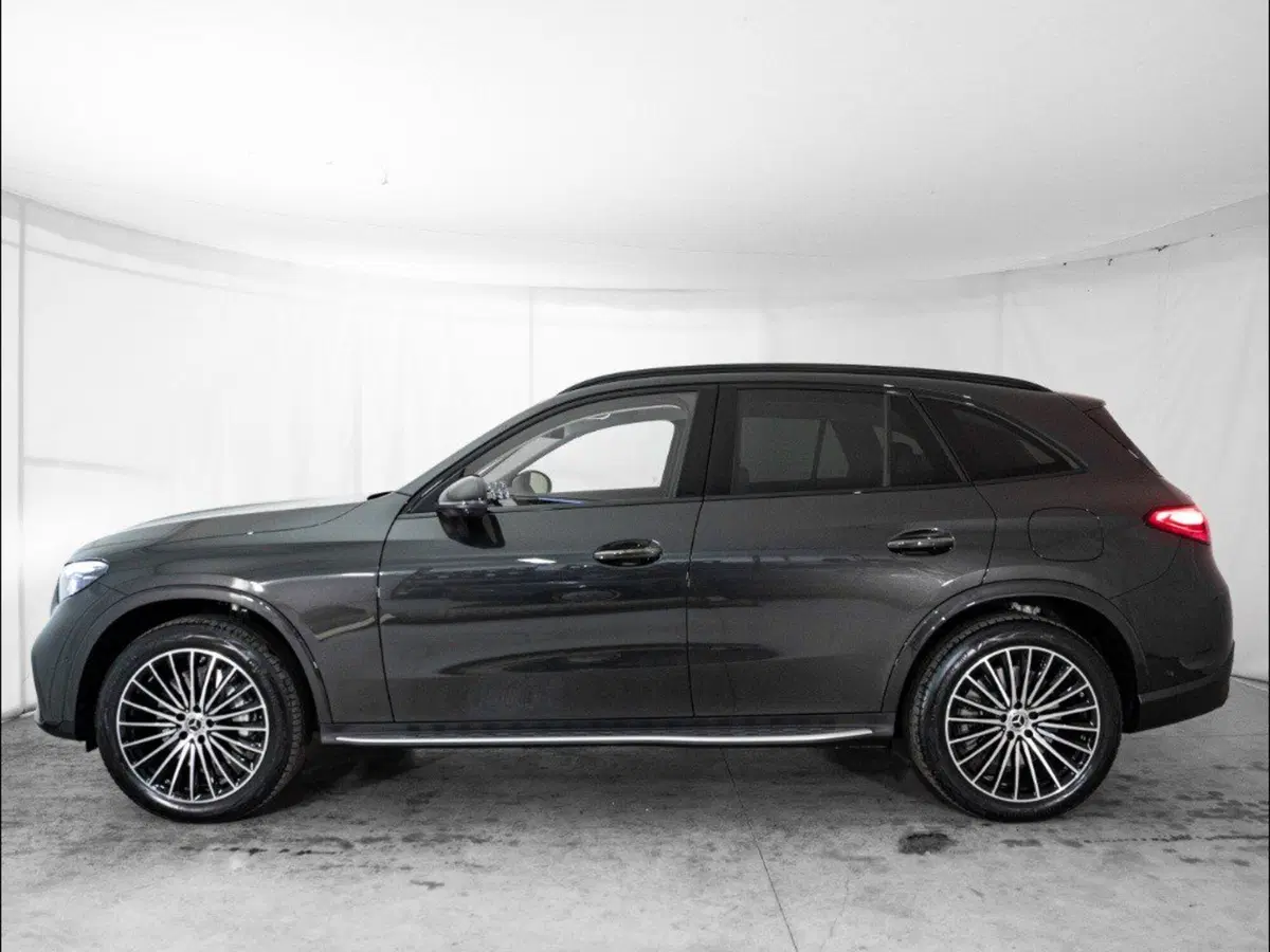 Mercedes-Benz GLC nuova a Macerata (2)