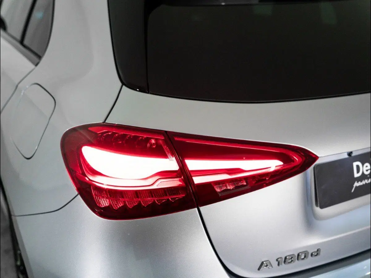 Mercedes-Benz Classe A nuova a Macerata (7)