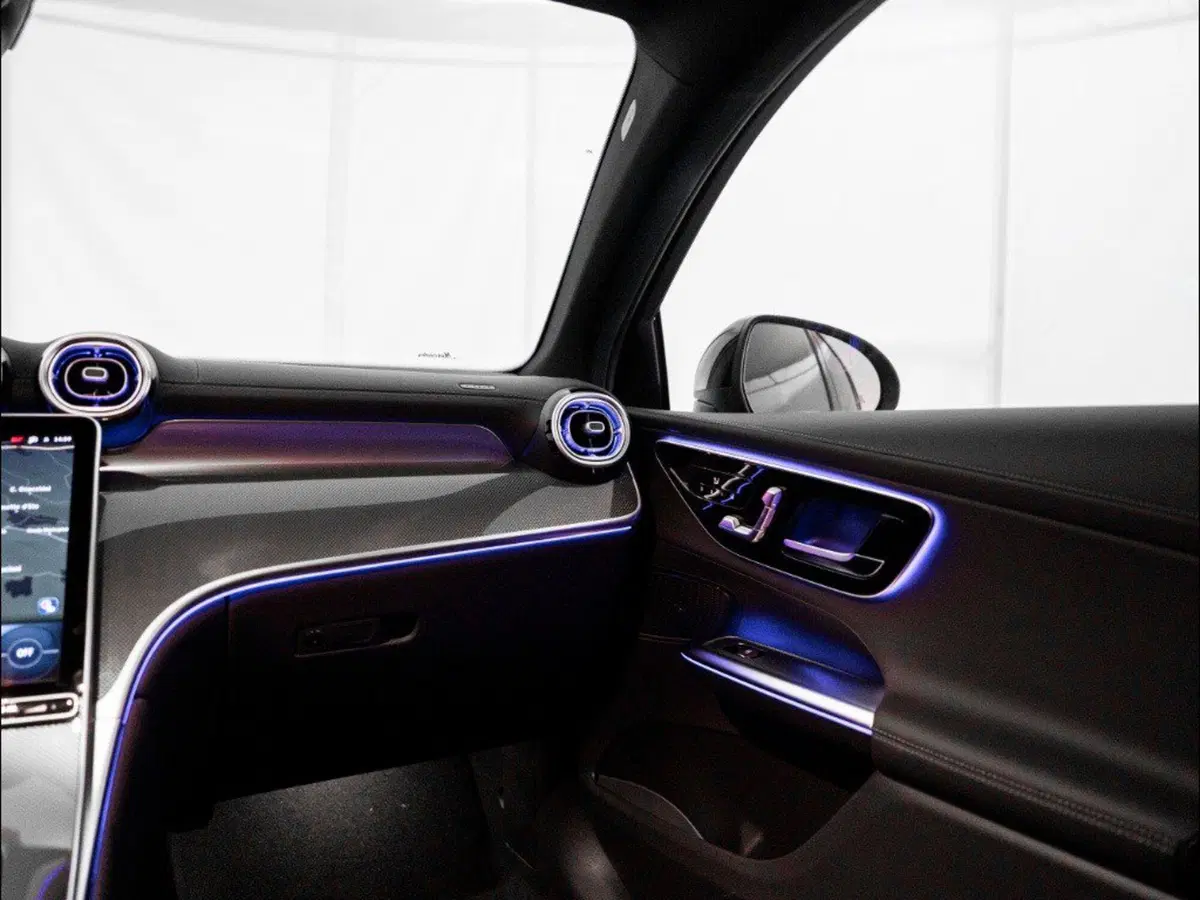 Mercedes-Benz GLC Coupé nuova a Macerata (16)