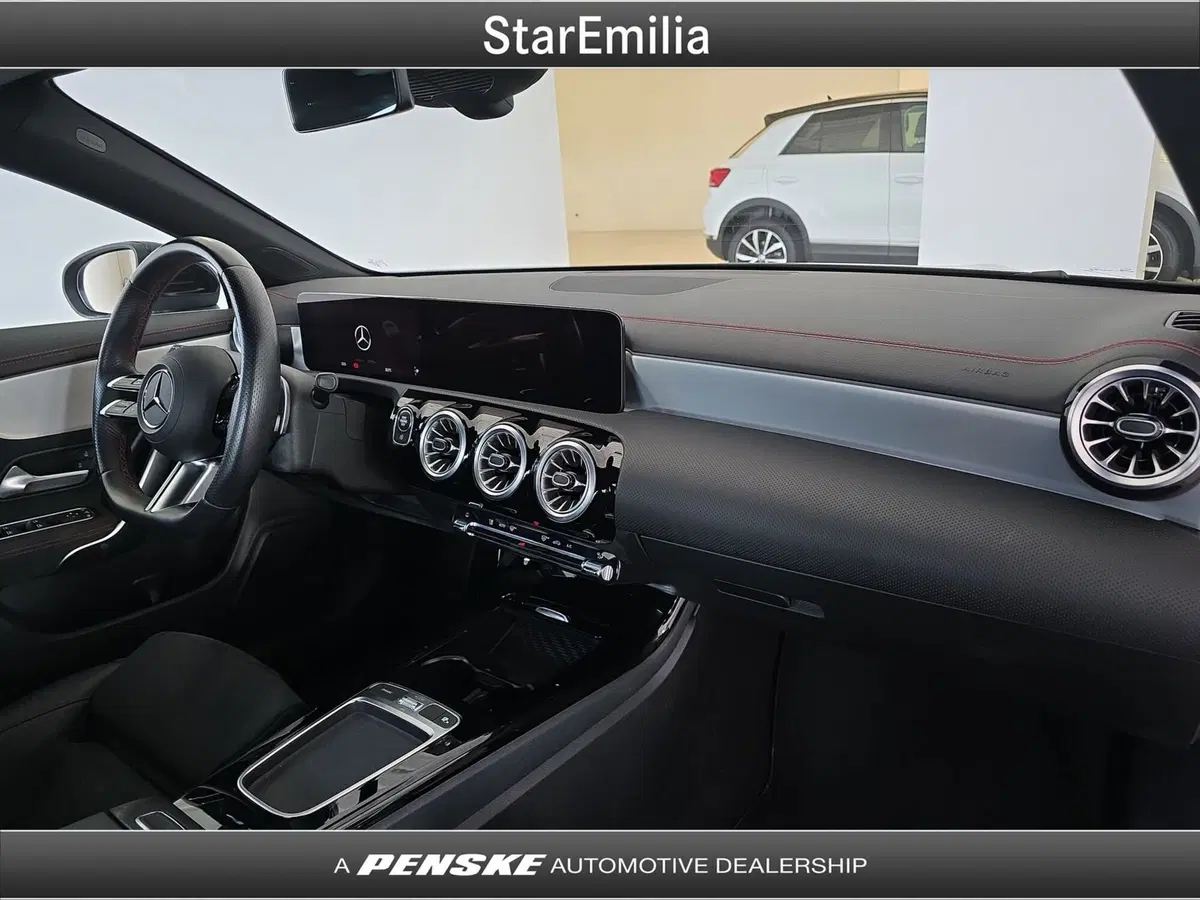 Mercedes-Benz CLA nuova a Ferrara (16)