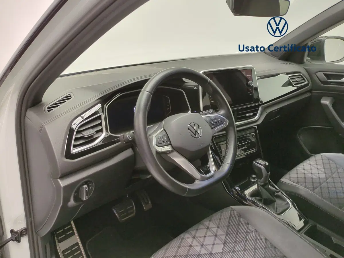 Volkswagen T-Roc usata a Avellino (17)