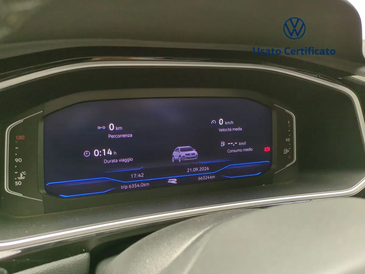 Volkswagen T-Roc usata a Avellino (19)