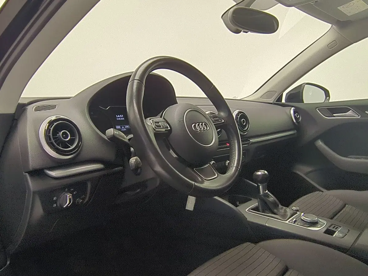 Audi A3 Sedan usata a Avellino (13)