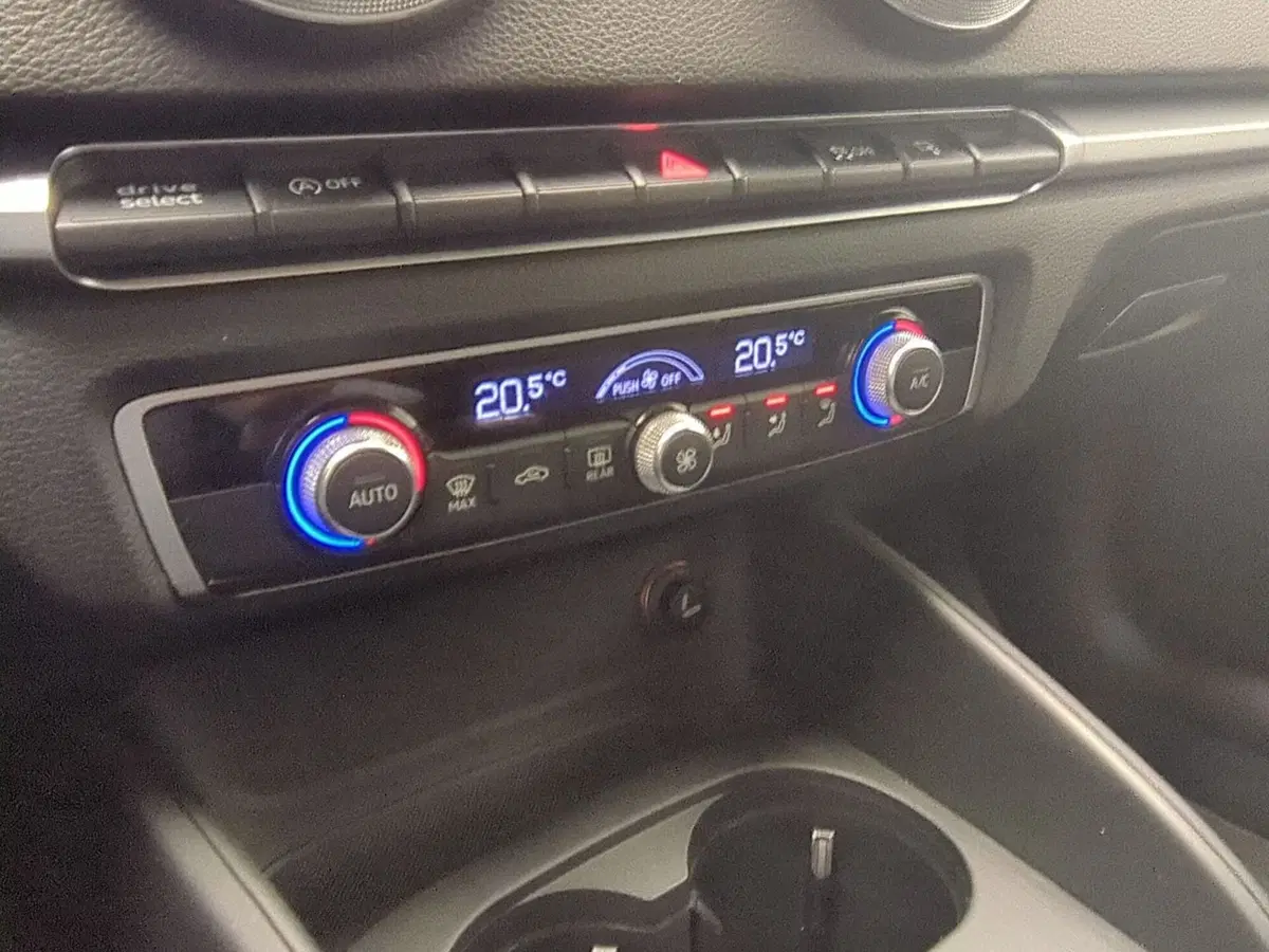 Audi A3 Sedan usata a Avellino (18)