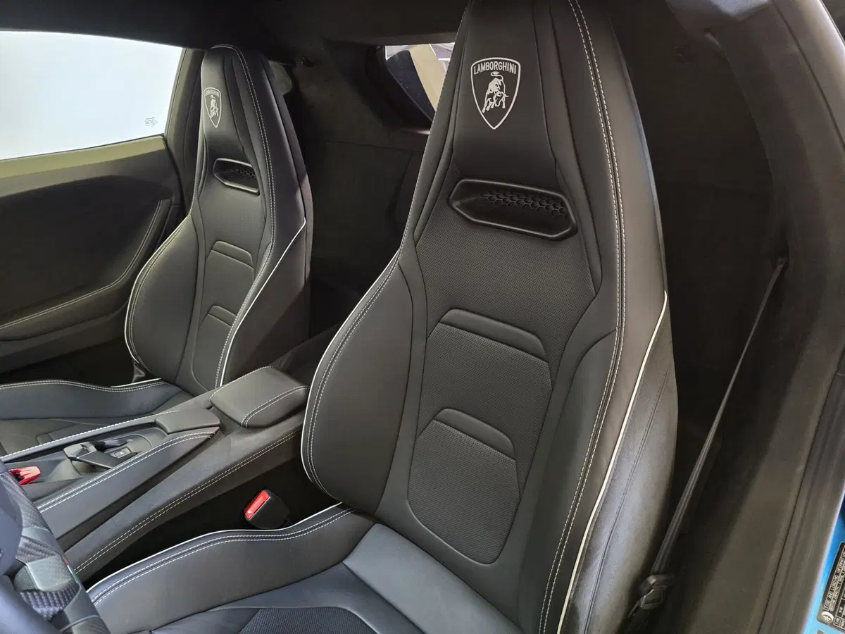 Lamborghini Temerario usata a Bologna (18)