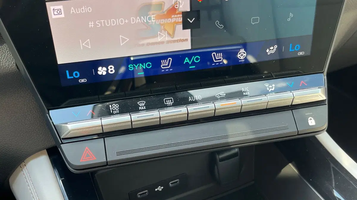 Renault Espace nuova a Treviso (15)